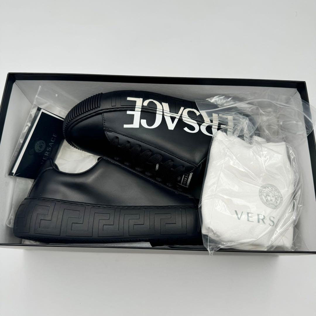 新品✨VERSACE ローカットスニーカー　レザー　ブラック　ロゴマーク
