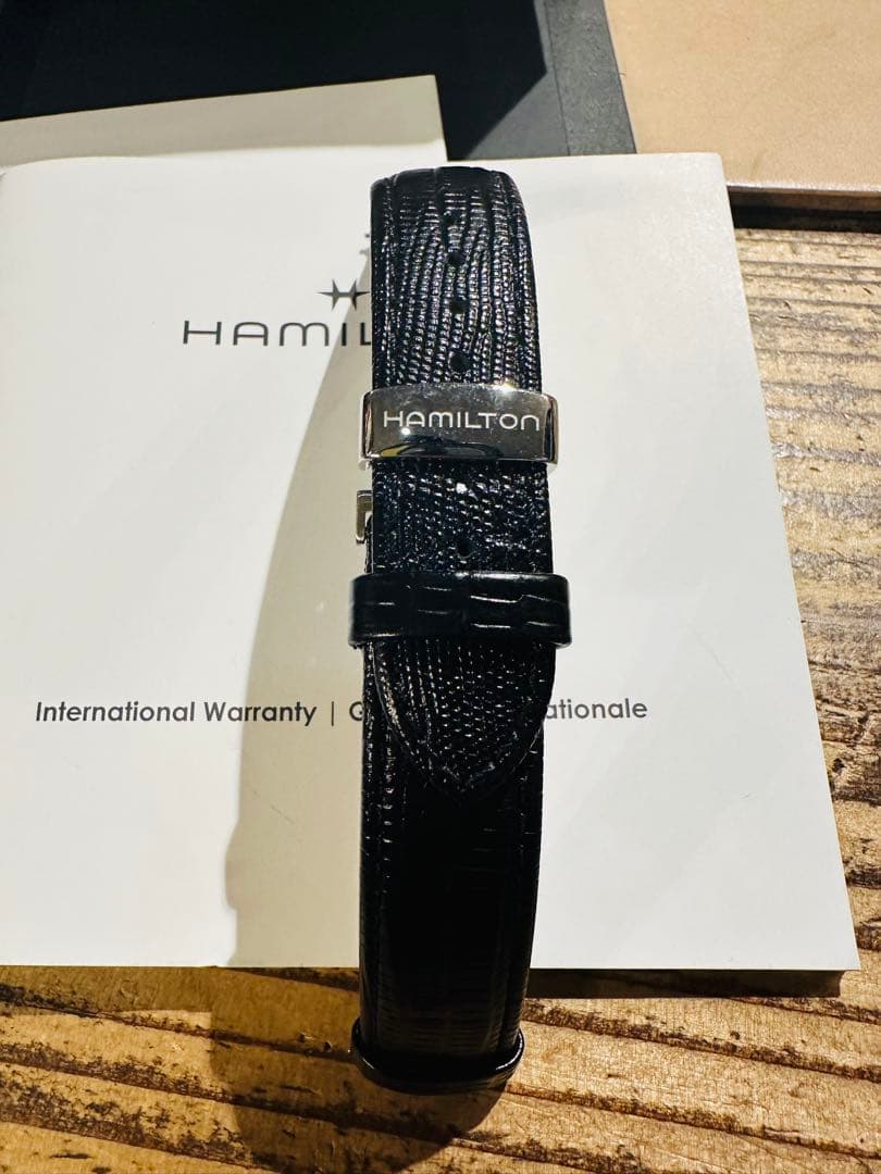 HAMILTON Ventura Quartz ハミルトン　ベンチュラ