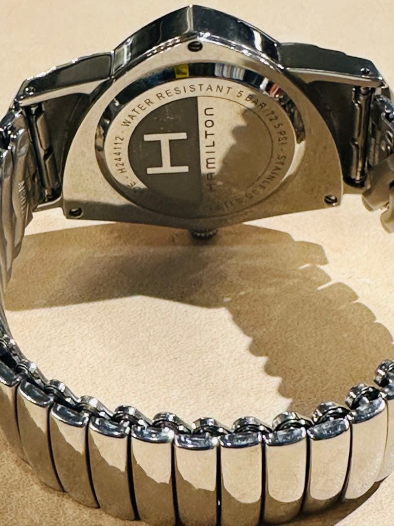 HAMILTON Ventura Quartz ハミルトン　ベンチュラ