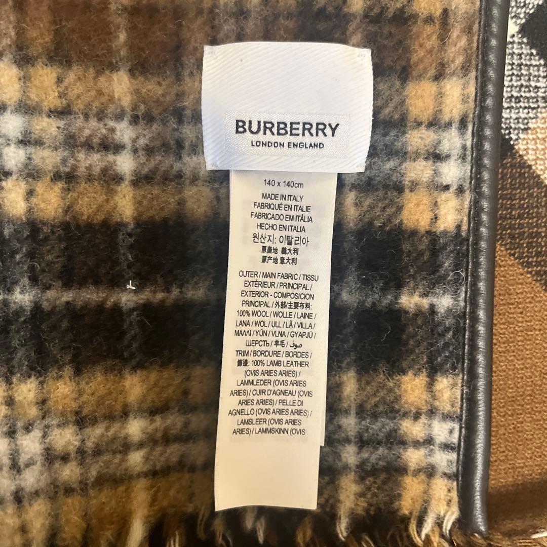 Burberry バーバリー　ケープ　ポンチョ