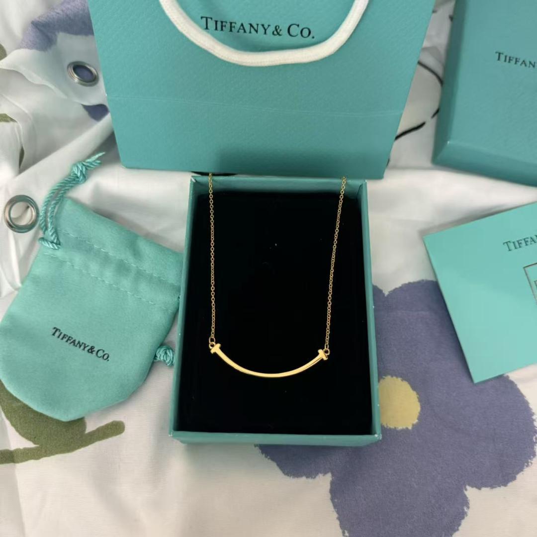 TIFFANY & Co.ティファニーT スマイル ネックレス