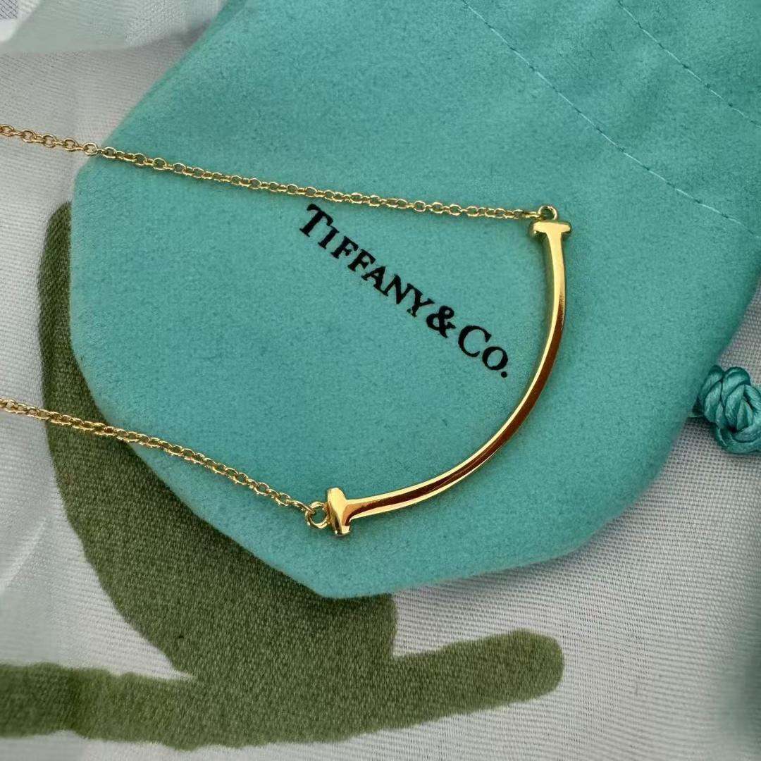 TIFFANY & Co.ティファニーT スマイル ネックレス
