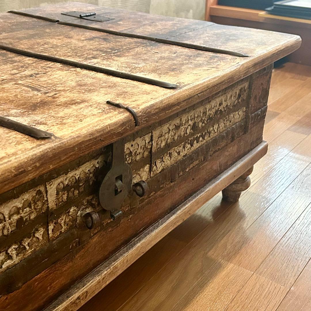 アンティーク 木製収納箱 脚付き