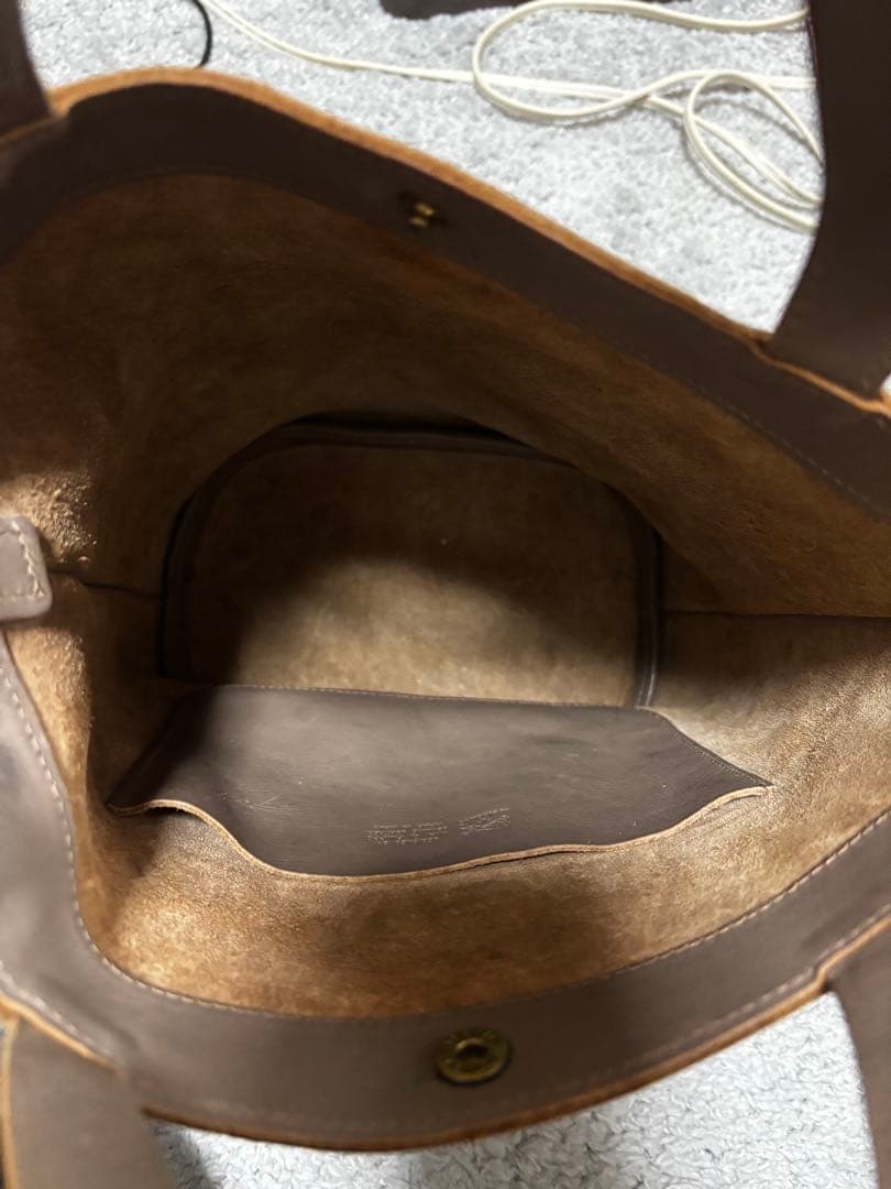 イルビゾンテ　タッセル付き　2wayバケツバッグ