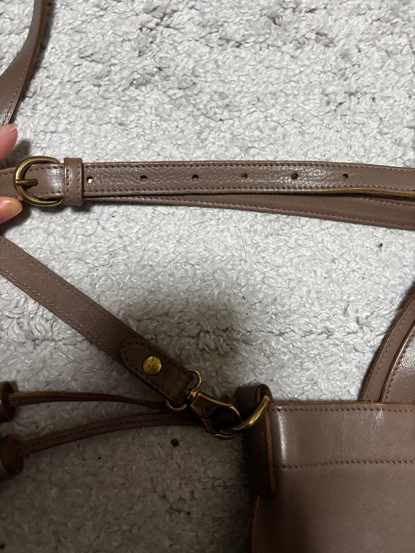 イルビゾンテ　タッセル付き　2wayバケツバッグ