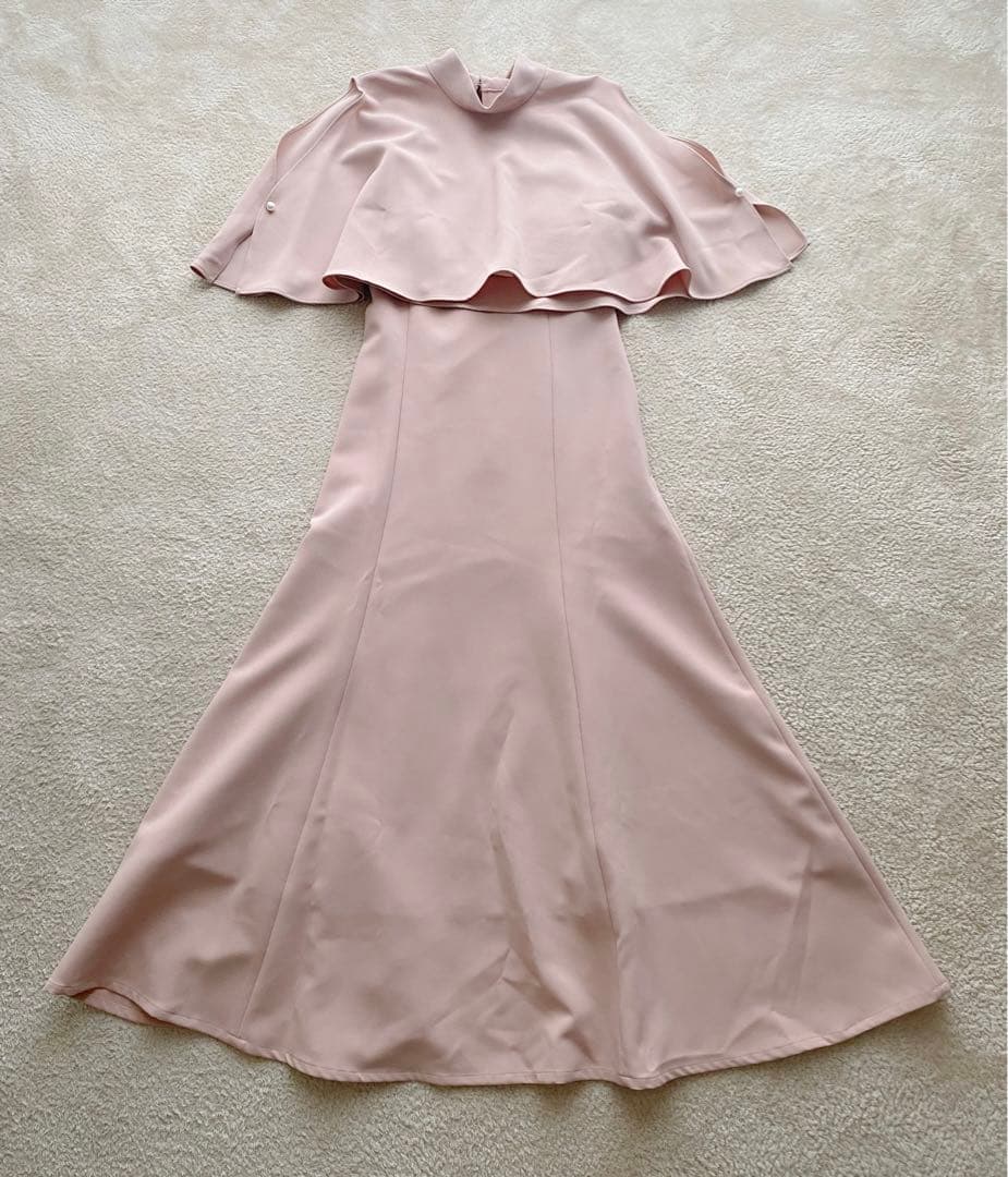 アンドクチュール♡ ケープレイヤードドレス