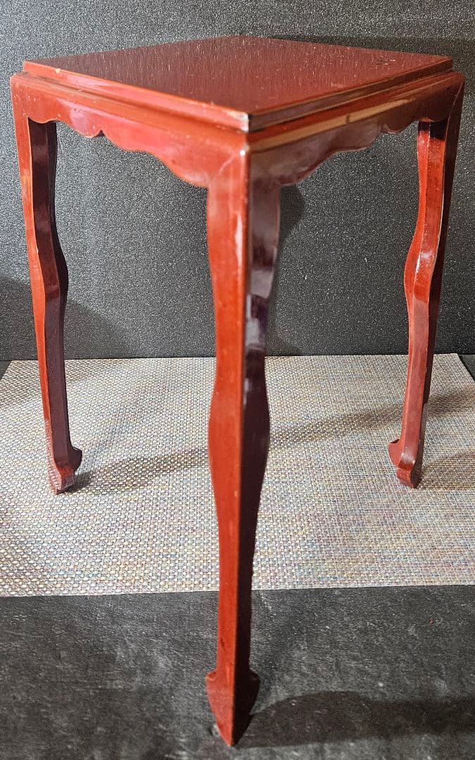 明治時代　木製　朱漆塗　四脚　香炉台　花台　盆栽台　台子　茶棚　茶道具　オブジェ