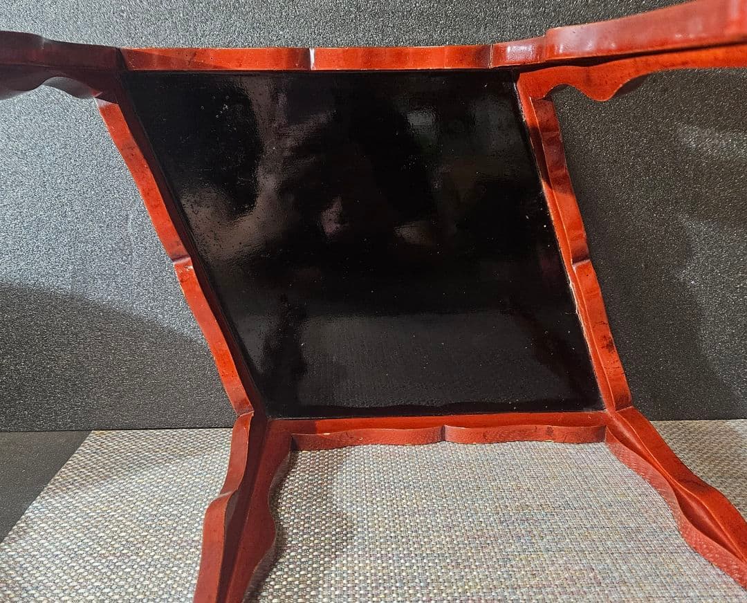 明治時代　木製　朱漆塗　四脚　香炉台　花台　盆栽台　台子　茶棚　茶道具　オブジェ