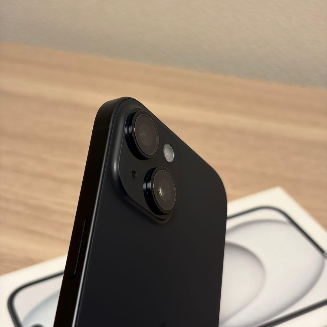 【極美品】iPhone15 128GB ブラック SIMフリー