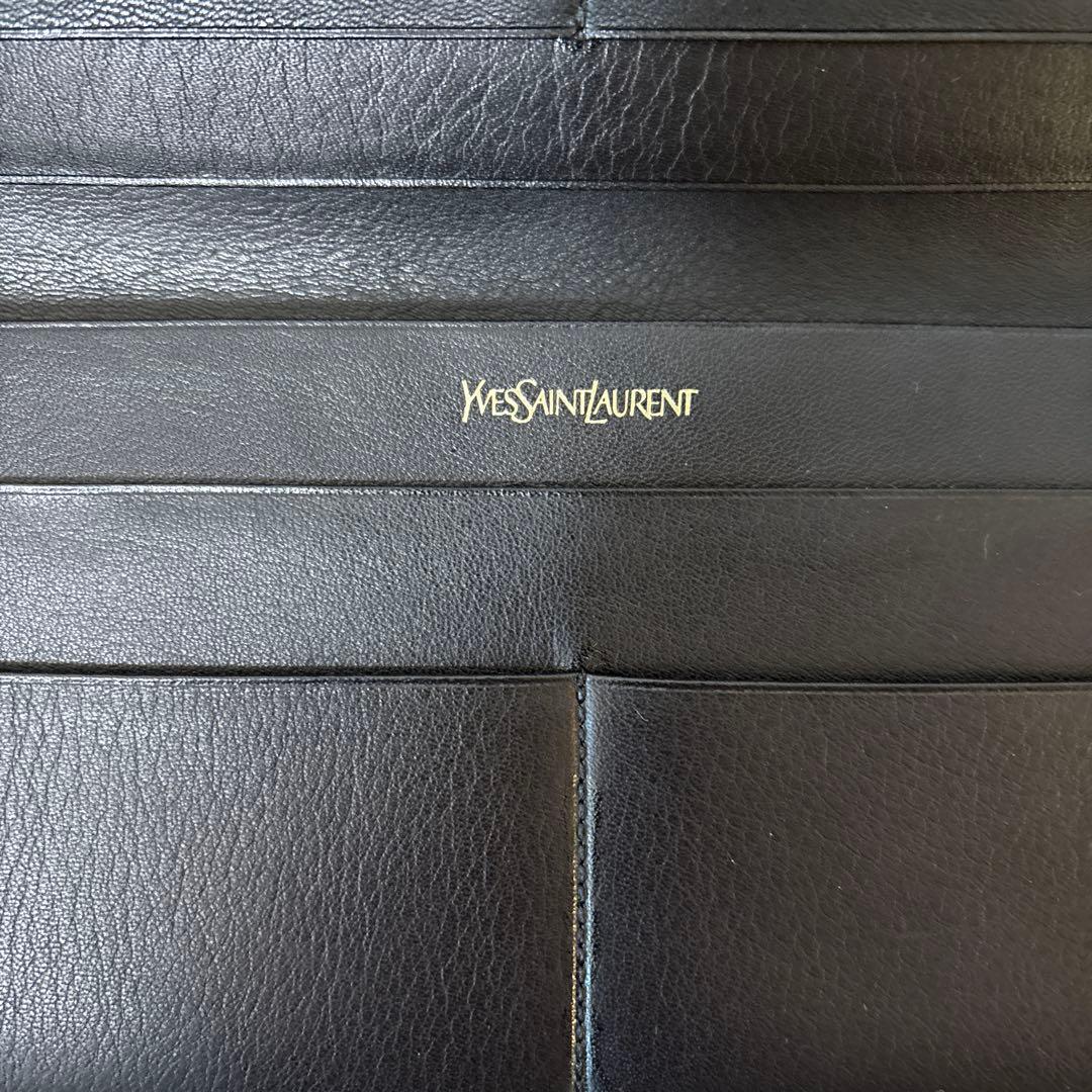 【新品未使用】Yves Saint Laurent ブラック二つ折り長財布