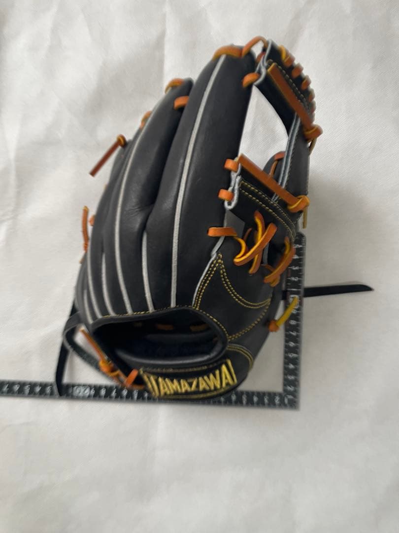 玉澤 TAMAZAWA 少年用軟式グラブ TG-J800と同型？右投用 ブラック