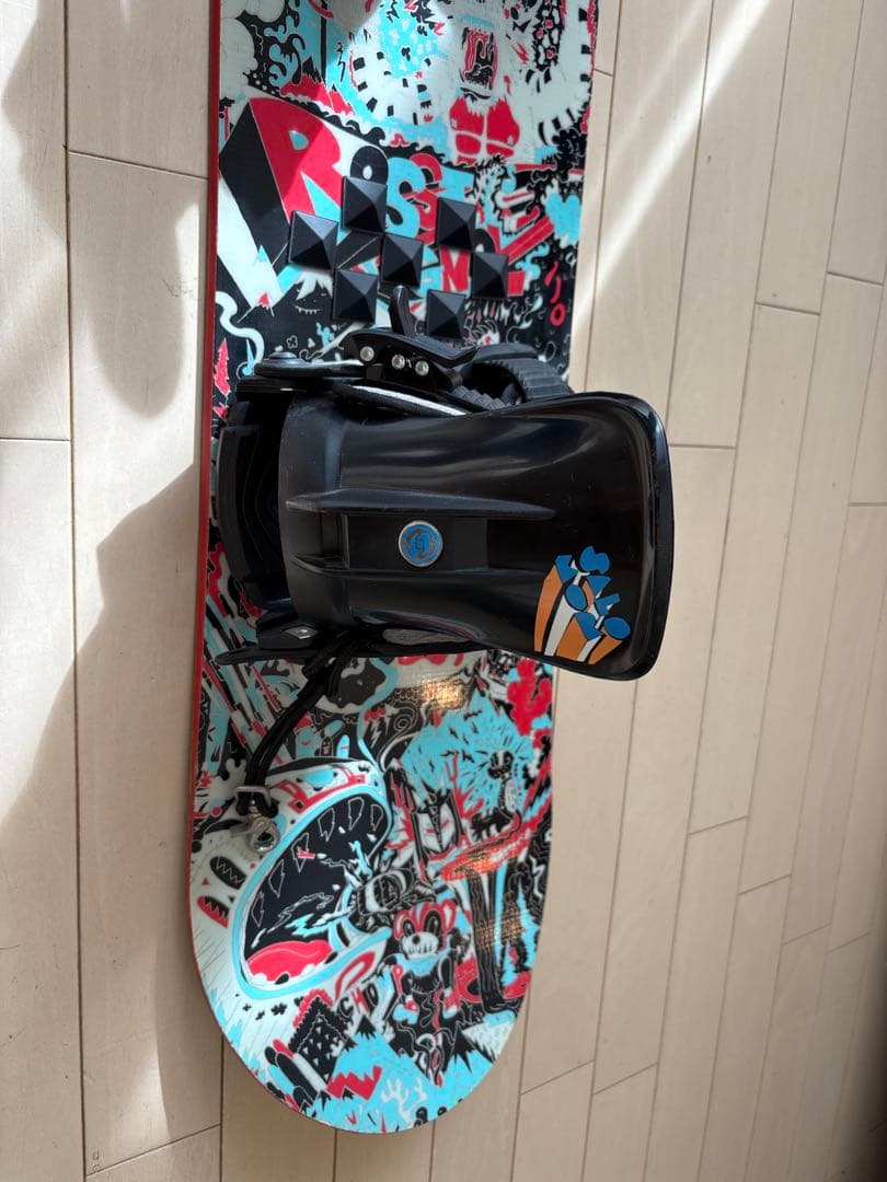 ロシニョール　スノーボード板110cm ビンディングサロモン2点セット