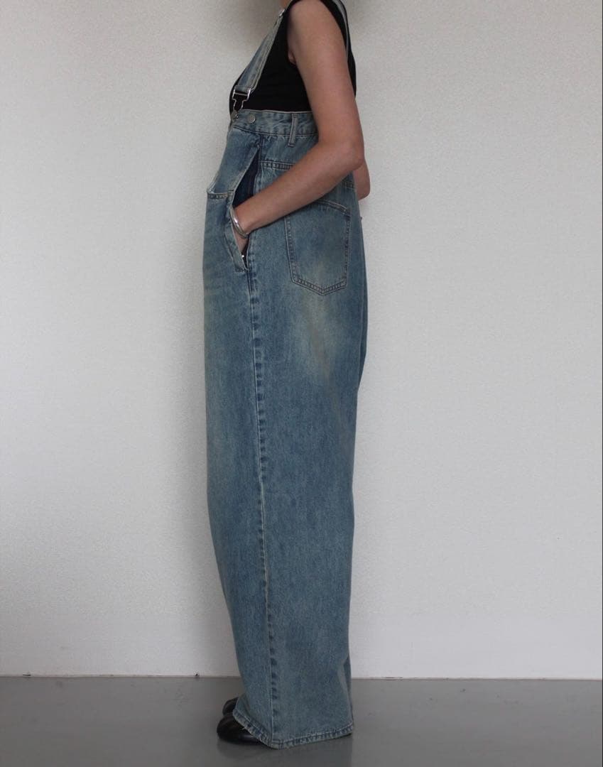 新品タグ付きAGAWD デニムオールインワン サロペット F