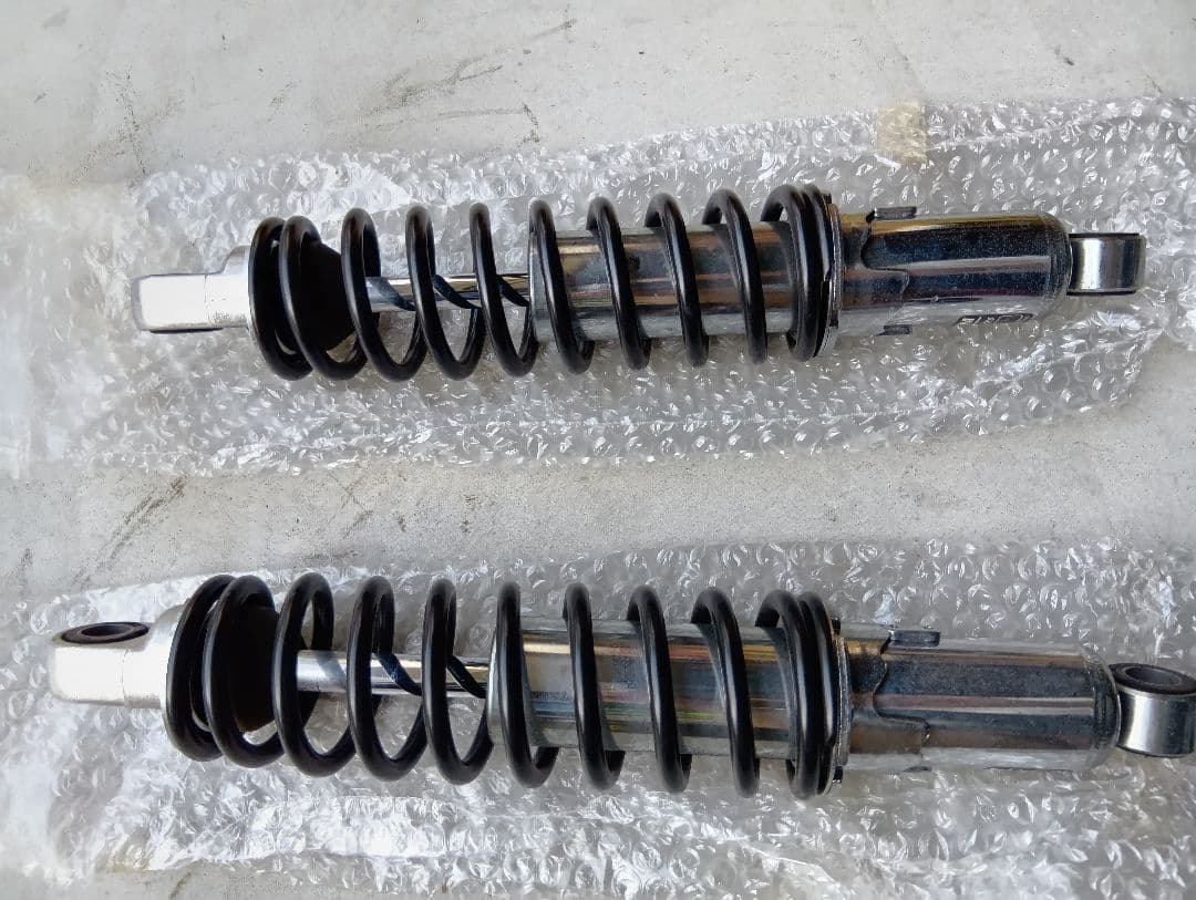 DAYTONA SR400 SR500用リアガスショック 2本セット