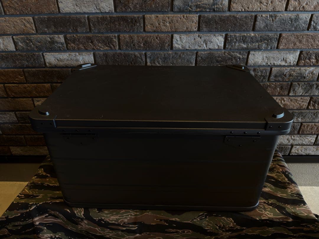 FIELDOOR アルミ コンテナ ボックス ステー付 【ブラック】 Lサイズ