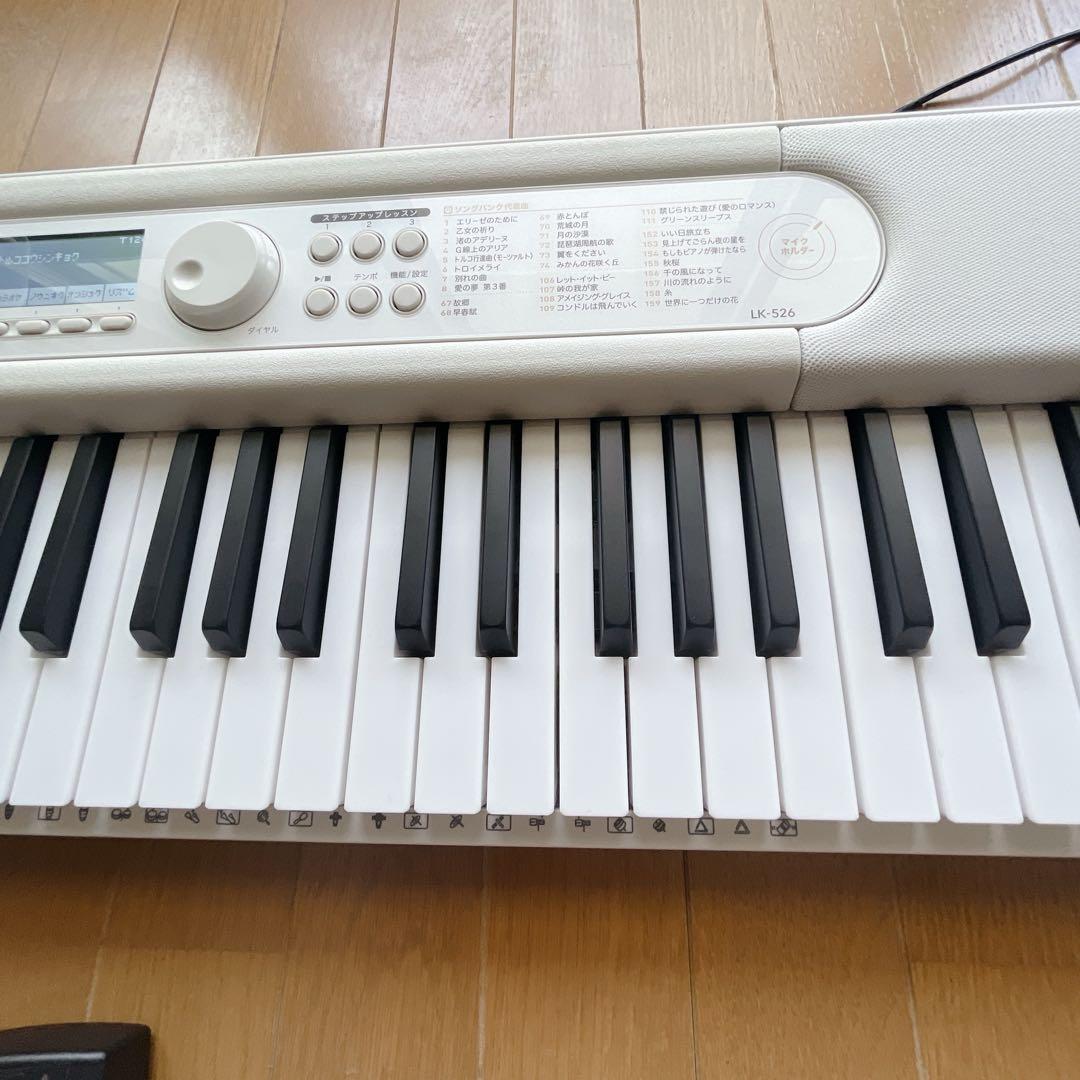 【美品】CASIO カシオトーン 電子キーボードLK-526 2022年製