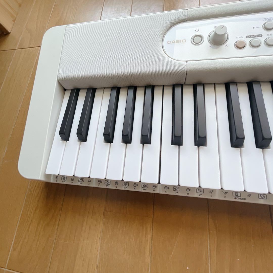 【美品】CASIO カシオトーン 電子キーボードLK-526 2022年製