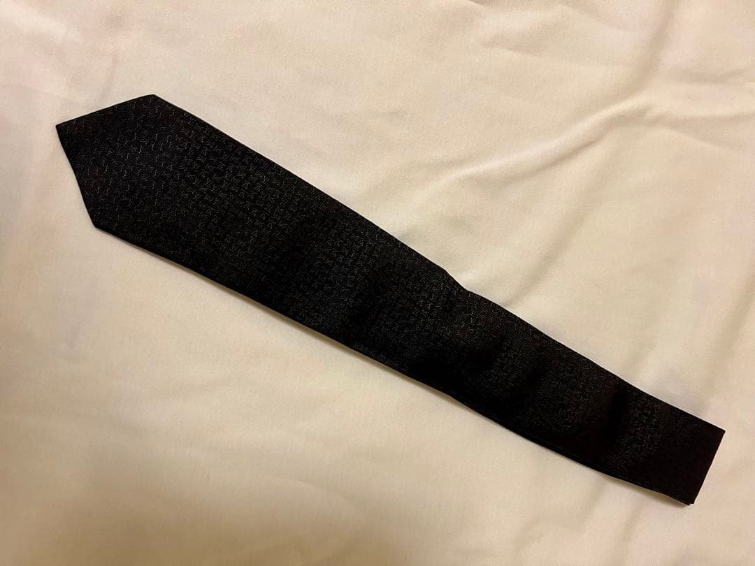 LOUIS VUITTON ブラックネクタイ