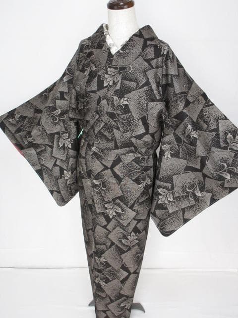 新古品！純泥染＊７マルキ＊本場奄美大島紬＊祝義満＊高級＊着物＊１６４ｃｍ＊裄６８