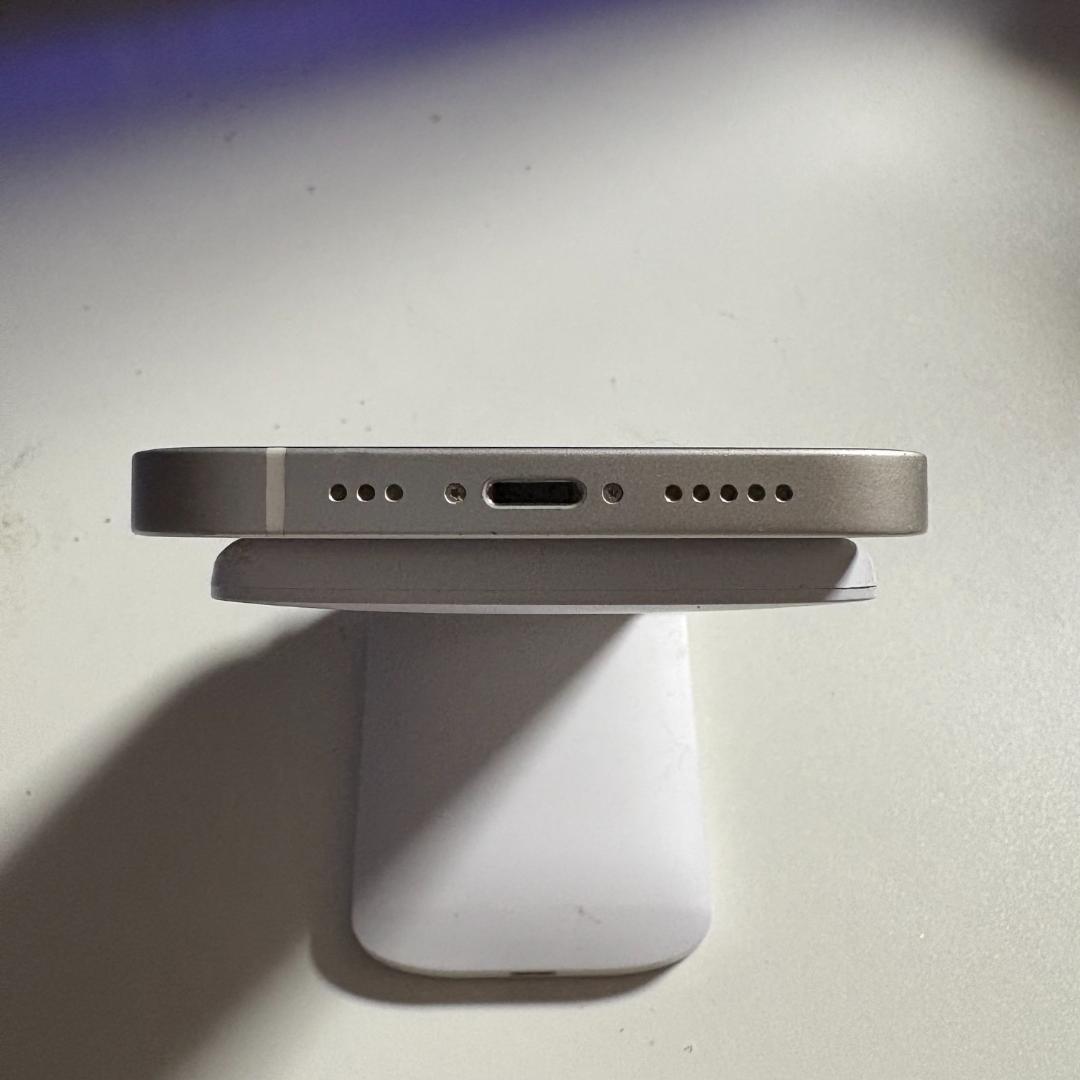 iPhone 12 ホワイト 64GB ケース付き