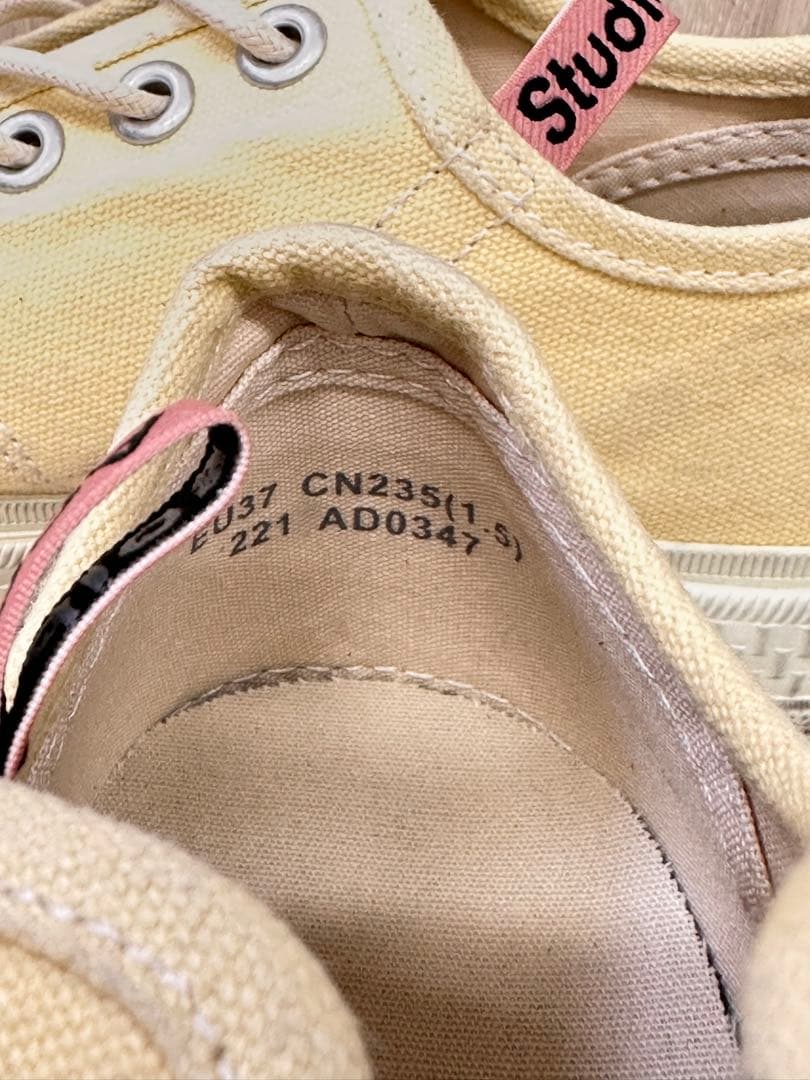 Acne Studios バロウ タンブルド W ペールイエロー/オフホワイト