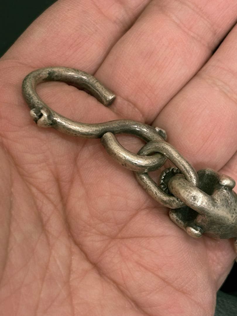 THIRTEEN DESIGNS サーティーンデザインズスカルウォレットチェーン