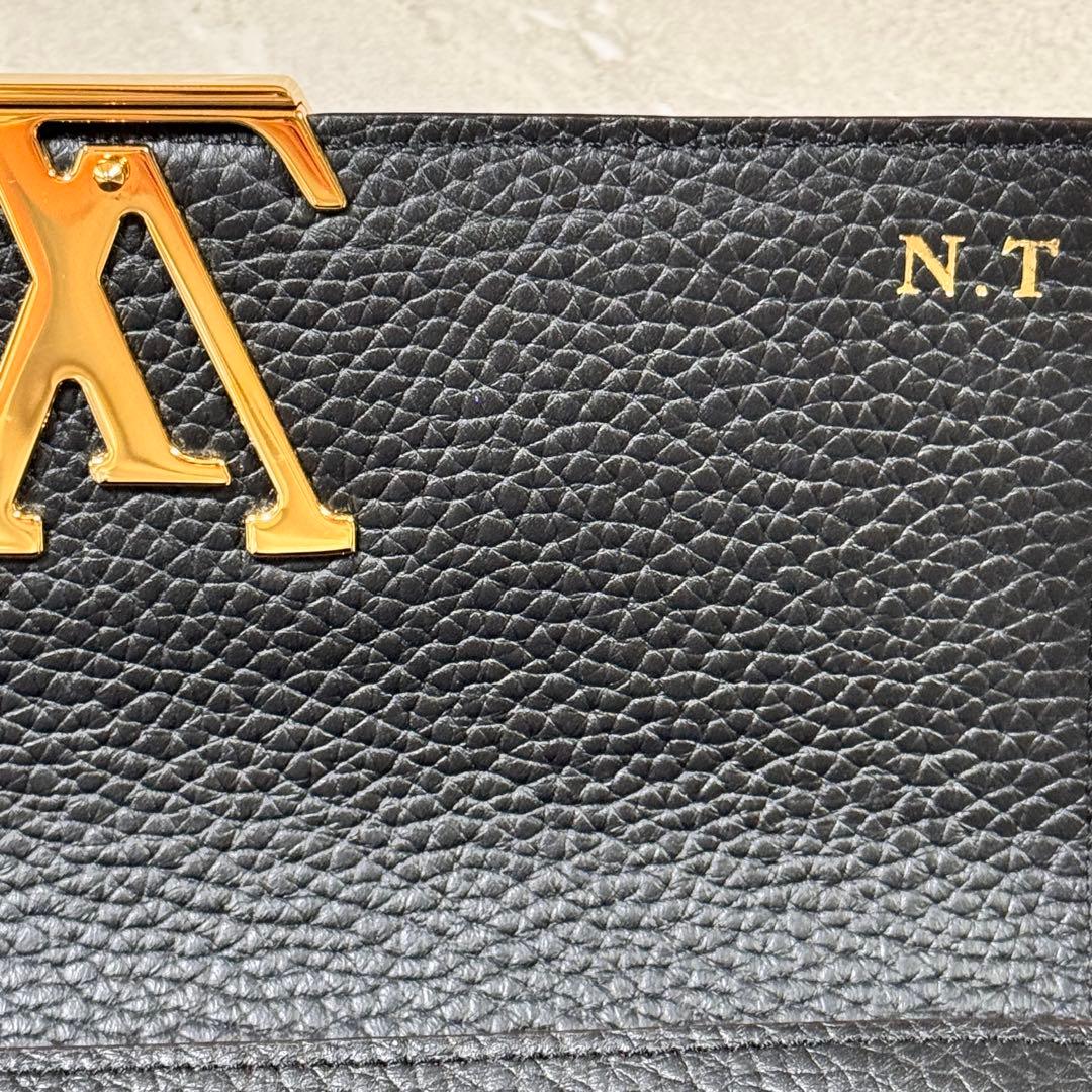 美品　ルイ・ヴィトントリヨンポルトフォイユカプシーヌ長財布　ブランド