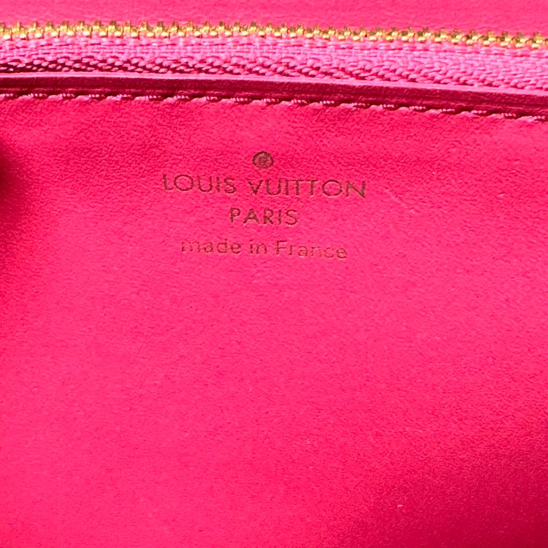 美品　ルイ・ヴィトントリヨンポルトフォイユカプシーヌ長財布　ブランド