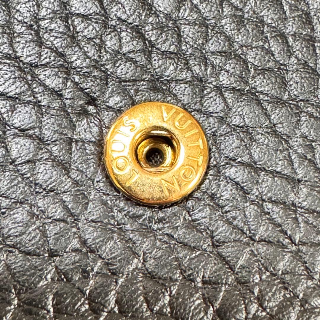 美品　ルイ・ヴィトントリヨンポルトフォイユカプシーヌ長財布　ブランド