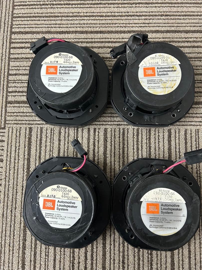y30VIP JBL カーオーディオスピーカー 2セット　４個