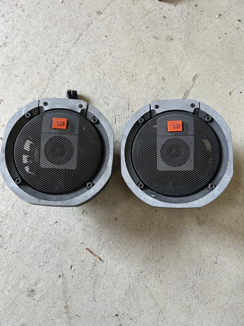 y30VIP JBL カーオーディオスピーカー 2セット　４個