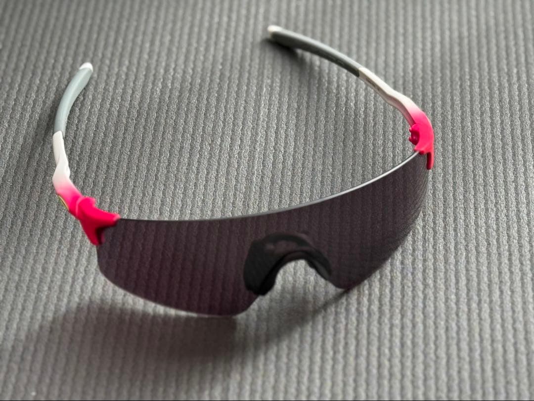 【週末お値下げ中】オークリー EVZero™ Blades