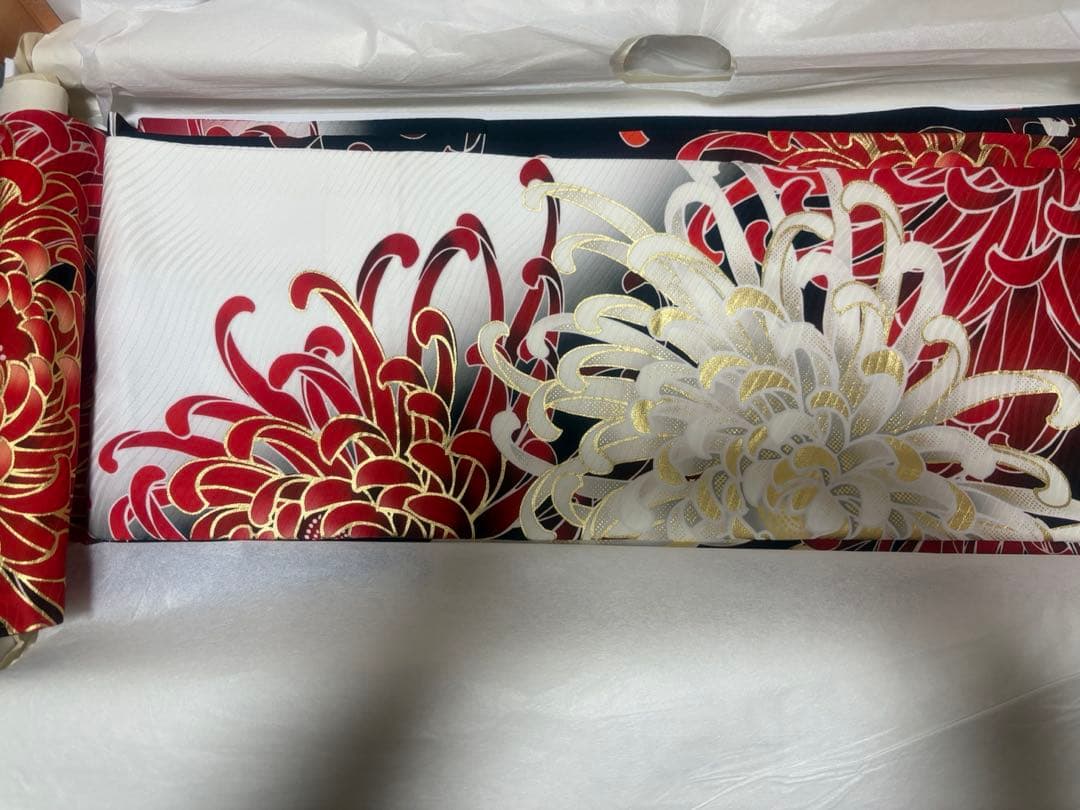 ( ¨̮) 成人式　振袖フルセット新品　彼岸花　個性的　正絹