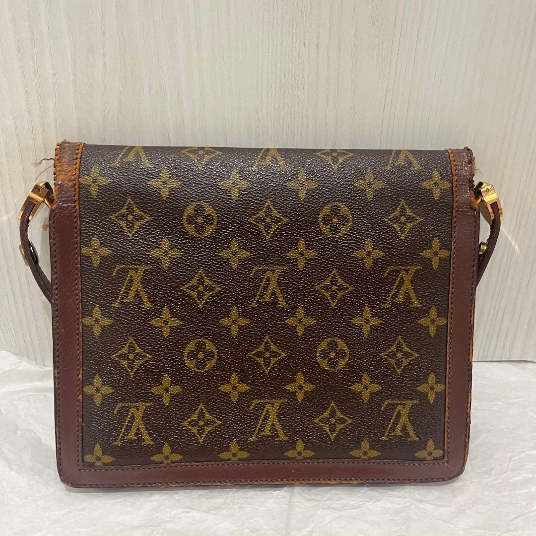 ルイヴィトン モノグラム サックドフィーヌ　ショルダーバッグ LV
