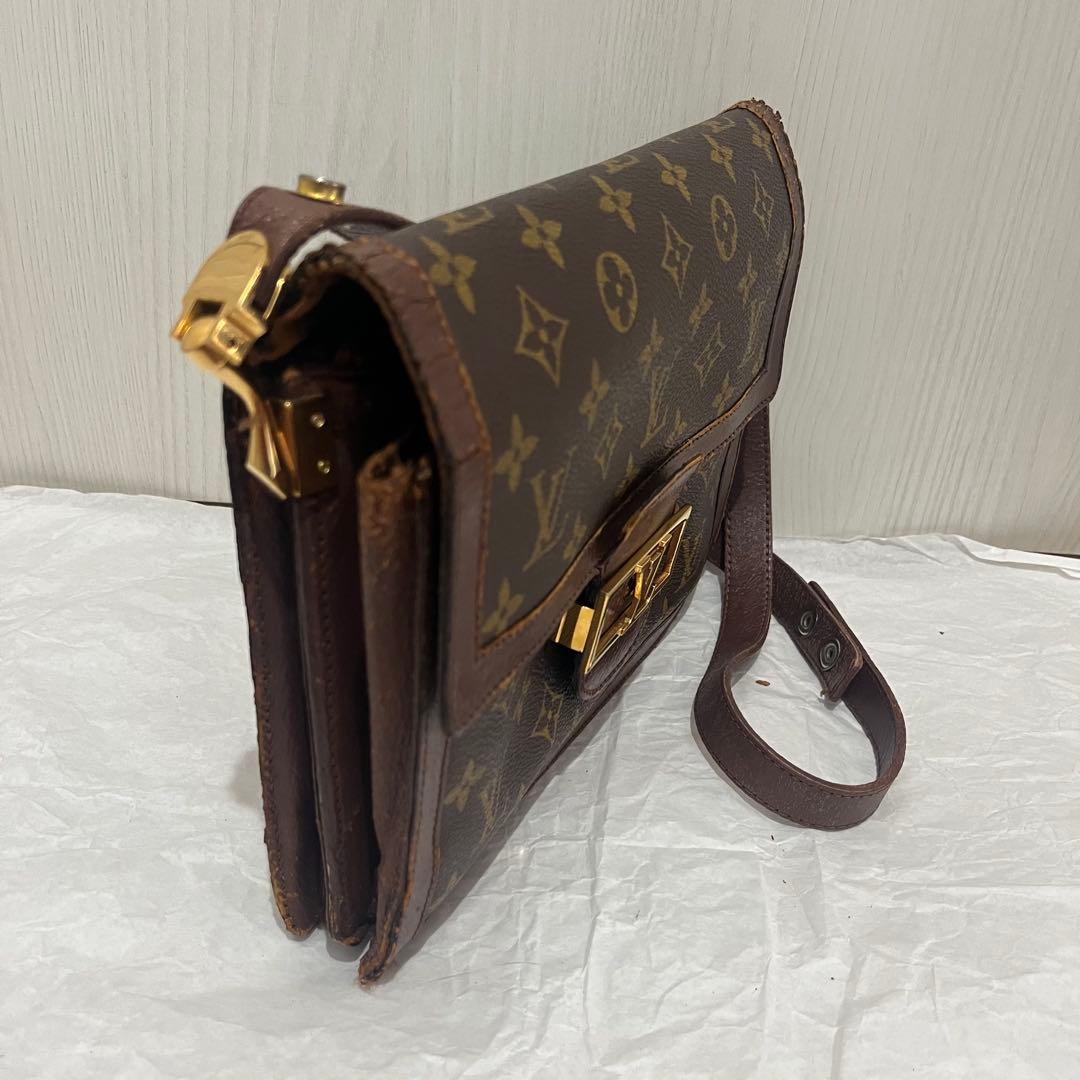 ルイヴィトン モノグラム サックドフィーヌ　ショルダーバッグ LV