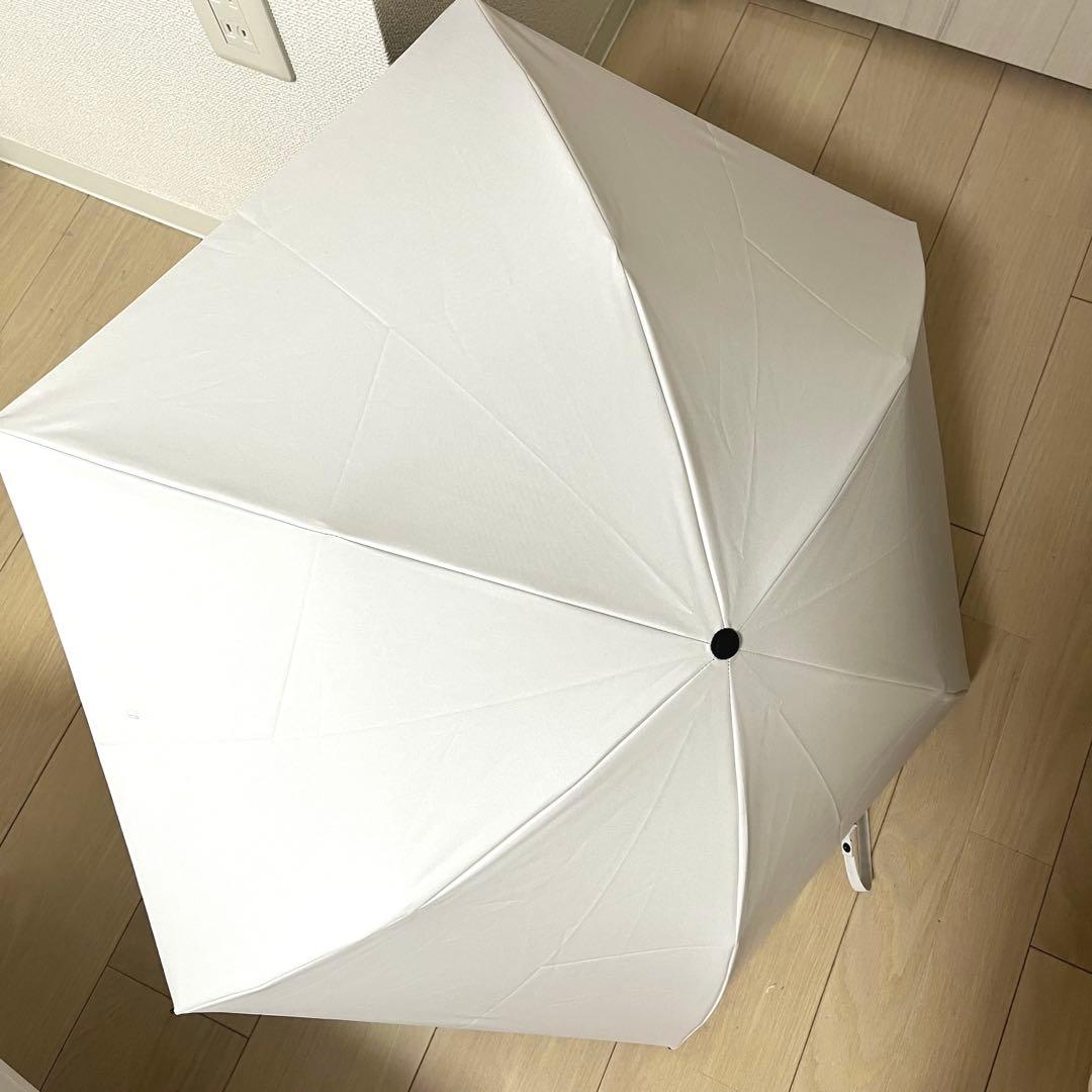 サンバリア100 タグ付き 折りたたみ日傘 2段折 コンパクト/無地 ホワイト