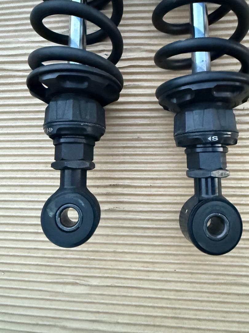 YSS サスペンションショック ブラック C280933 C280934