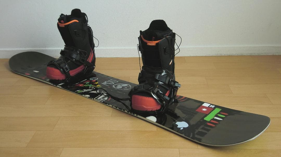■■1月限定■送料無料■FLOW■メンズスノボセット■154■WAX済■■