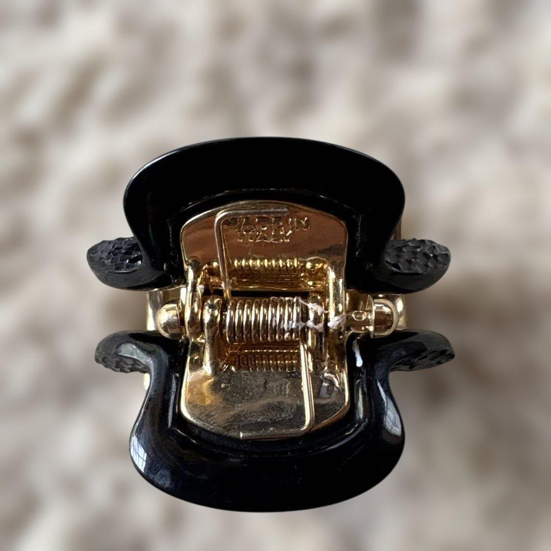 acca 黒金 クリップ式ヘアアクセサリー