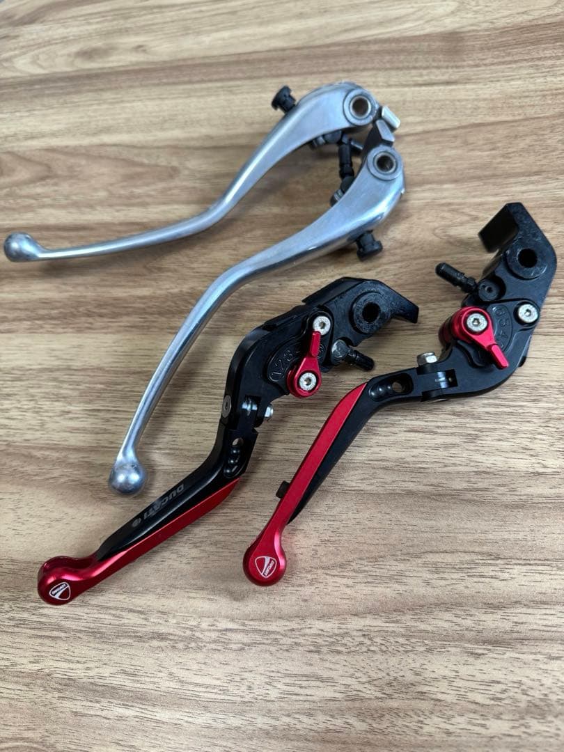 【中古】DUCATI MONSTER1200純正レバーセット/1198/1098