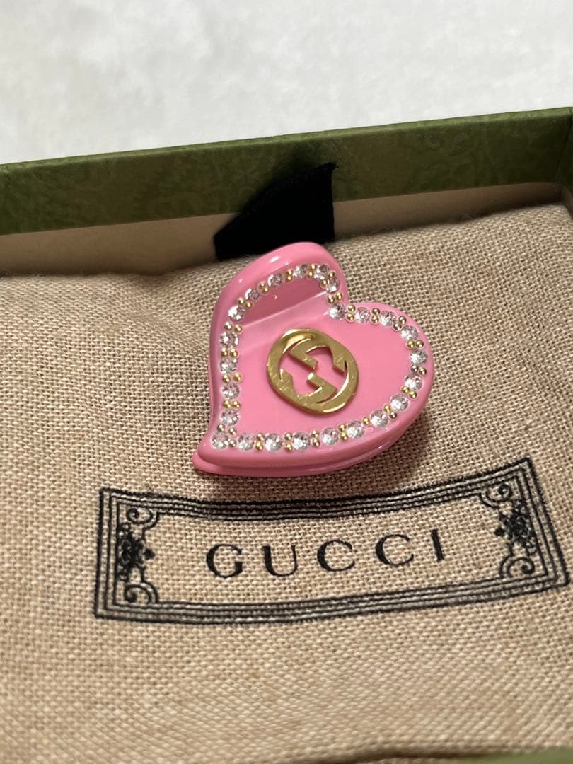【美品】GUCCI ハート型ヘアクリップ ピンク