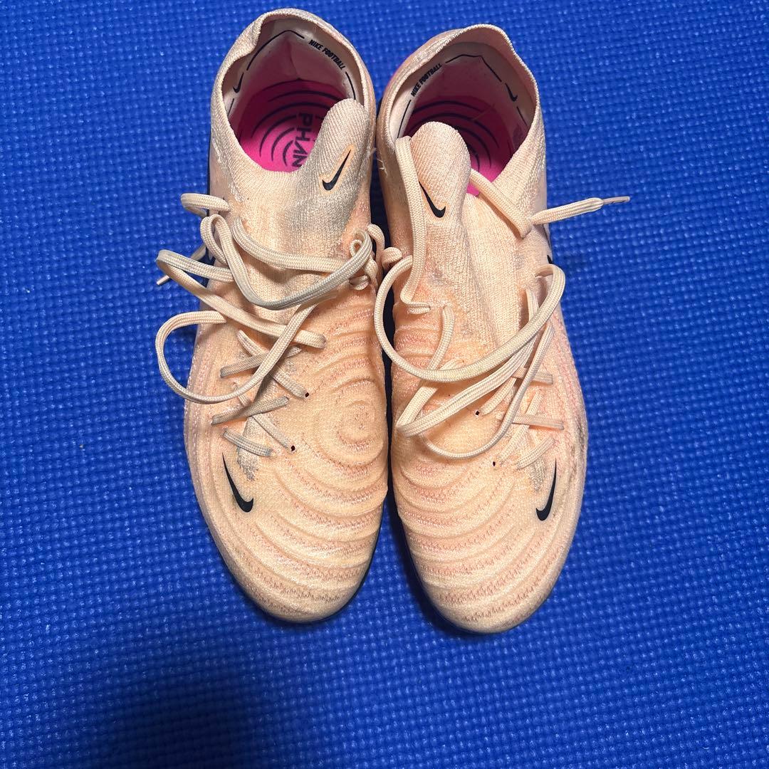 ナイキ　サッカースパイク　ファントムGX2 FG 25.5cm