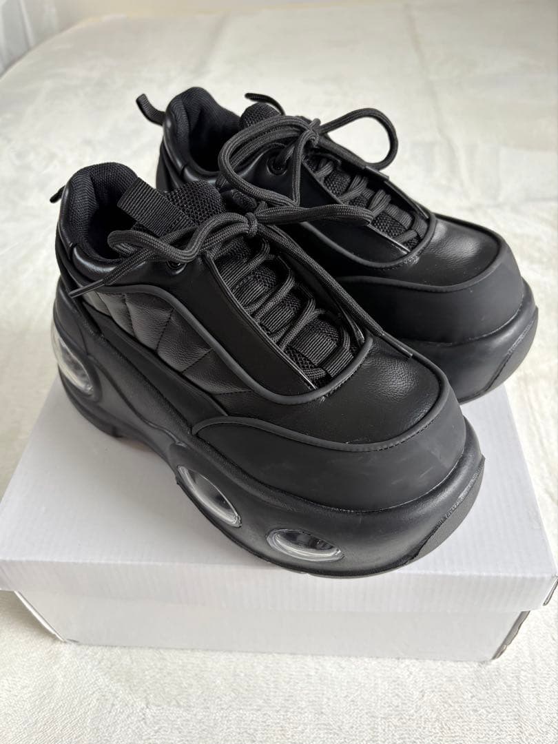 美品 スライ エアープラットフォームスニーカー 黒 M 厚底シューズ 完売品