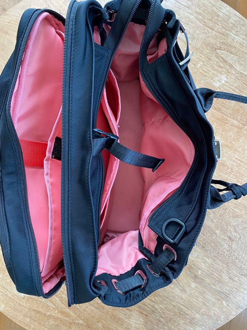 セレンエテールブラック ビジネスバッグ