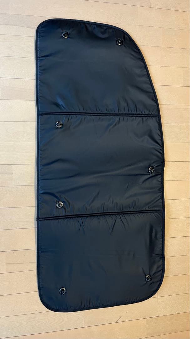 ユーアイビークルキャラバンNV350用遮光パッド全面8個セット収納袋付き