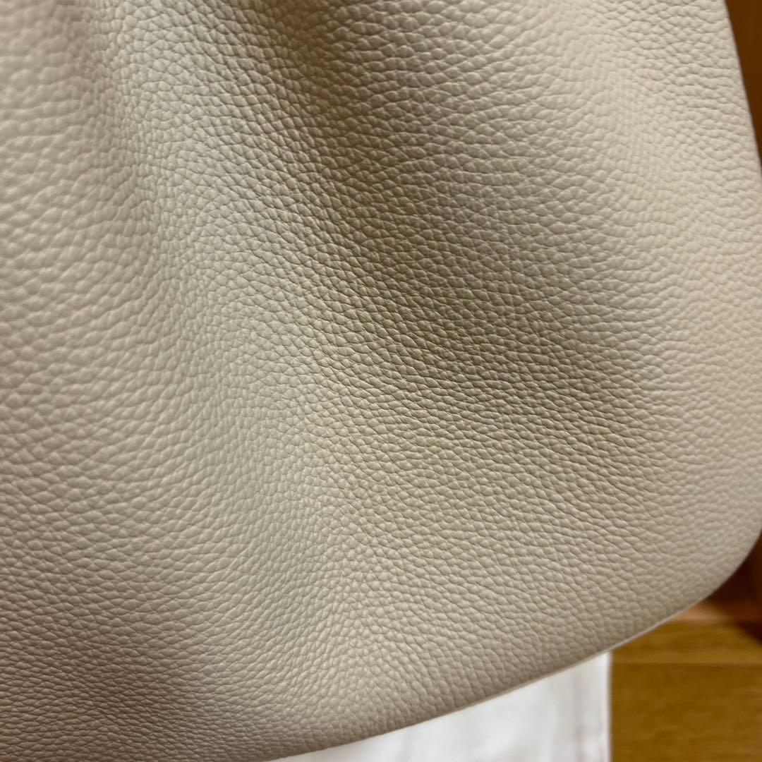 VASIC ヴァジック OUD MINI レザー ショルダーバッグ