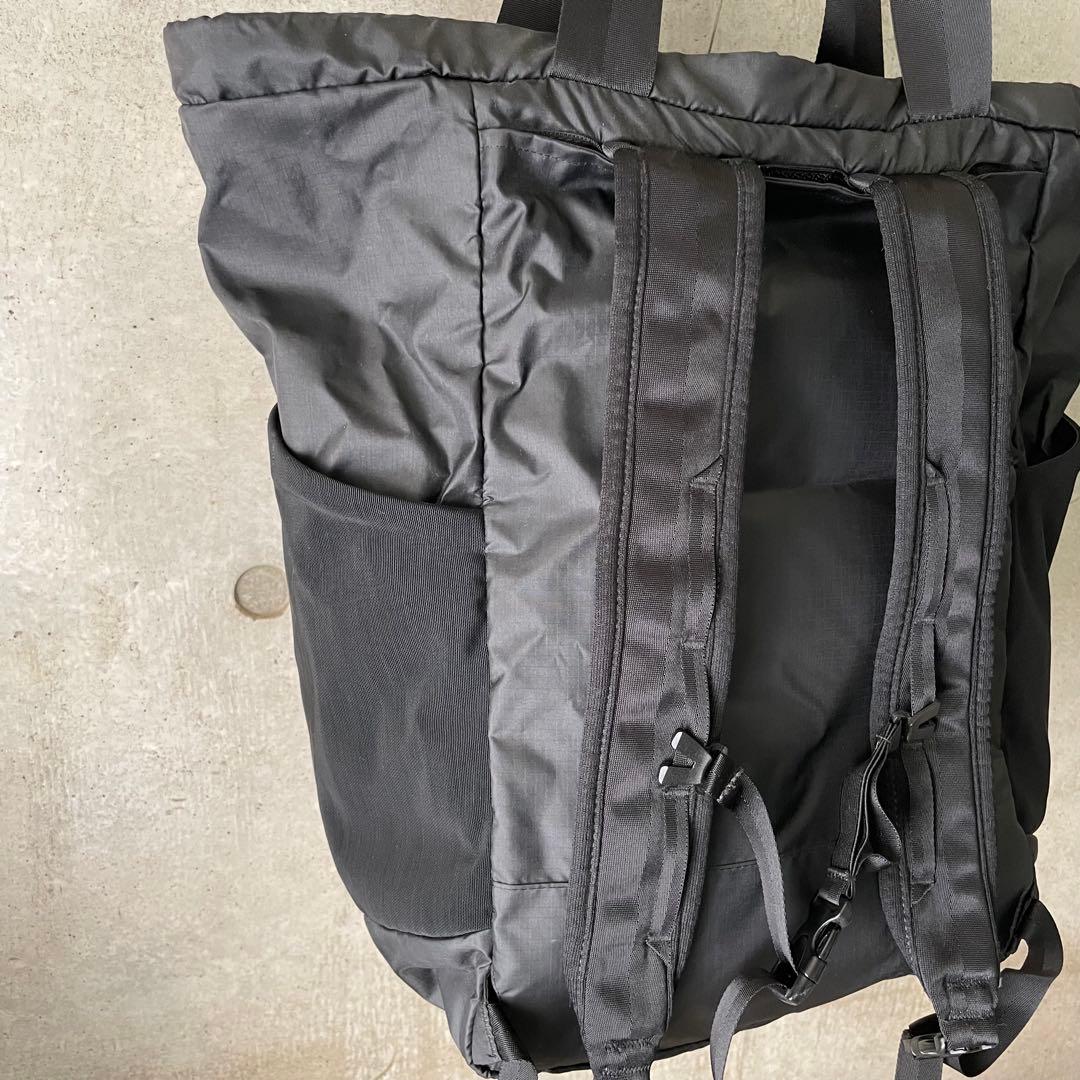patagonia ウルトラライト ブラック ホール トート パック 27L