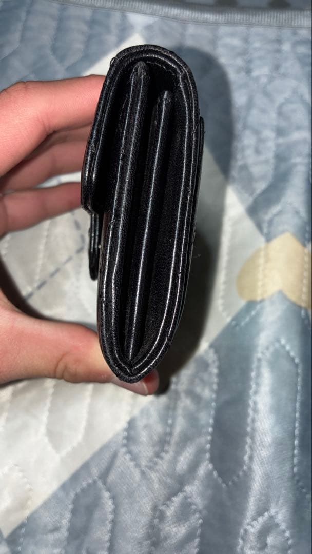 K*様 CHANEL ブラック キルティング折り財布