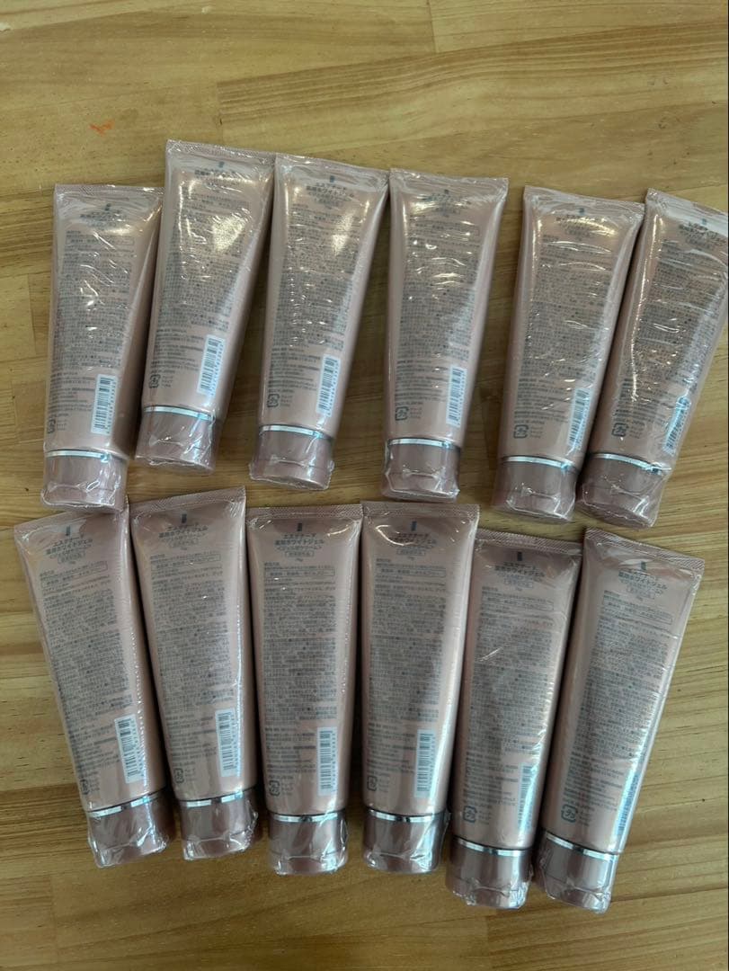 エステナード　薬用ホワイトジェル　12本セット