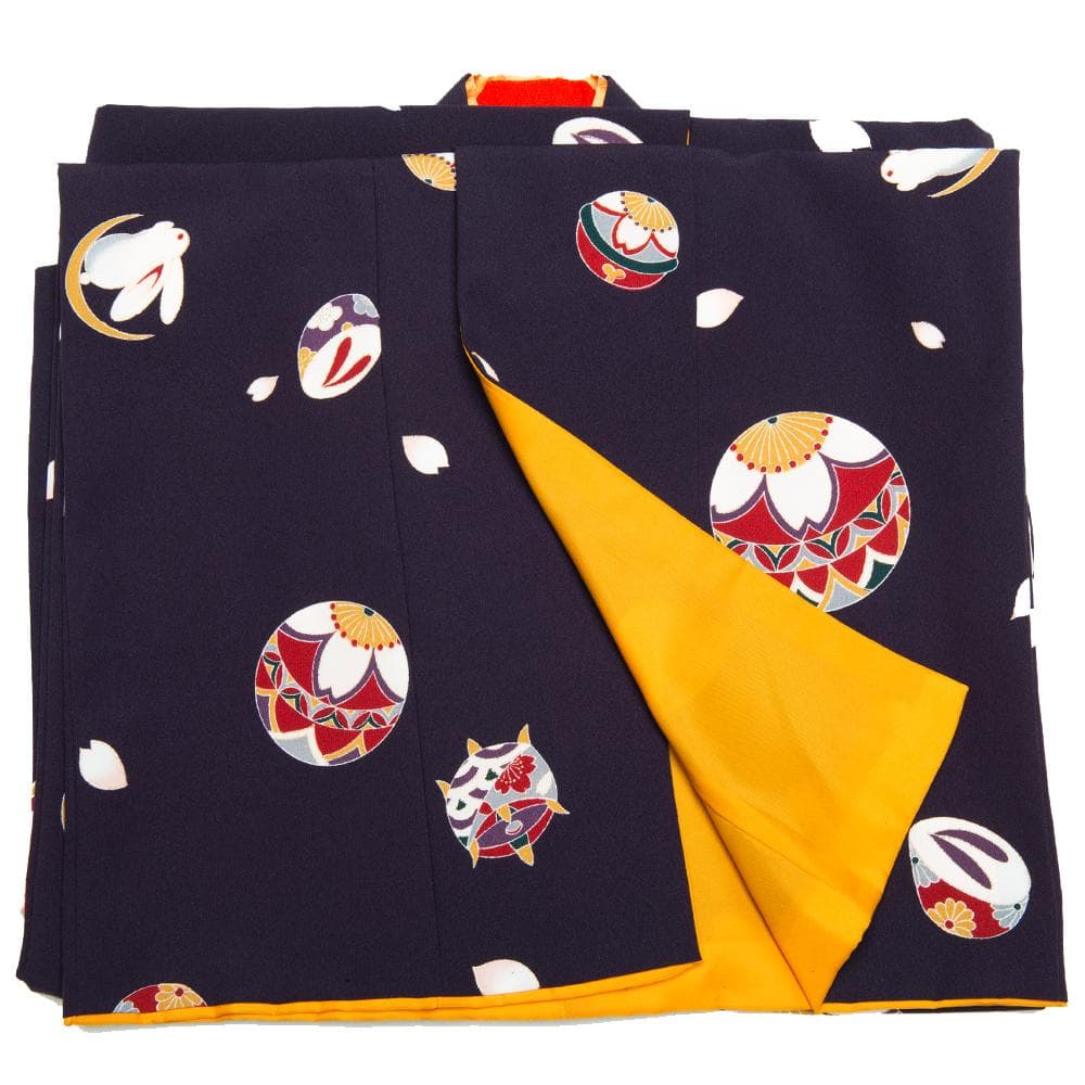 七五三　個性的な７歳振袖和モダン「兎と手毬とぽっくり」濃紫の地色　縮緬地 +襦袢